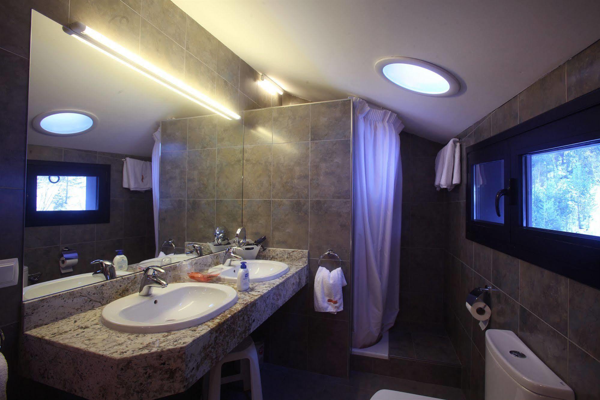 Hotel Turisticos Prat De Les Mines 3*
